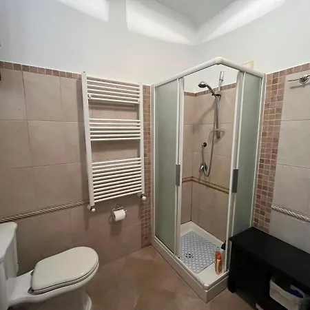 Calacta Casa Mia 아파트 카로니아